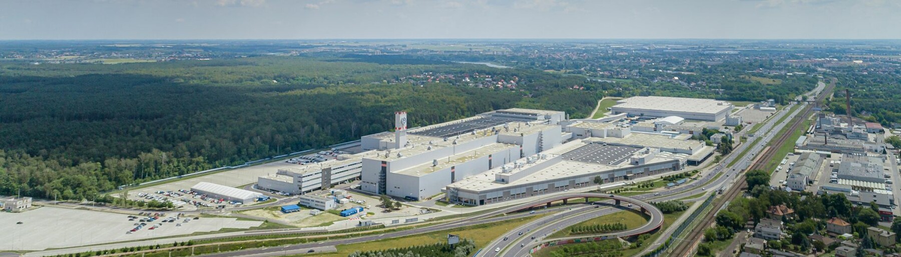 9 zakładów produkcyjnych w Polsce